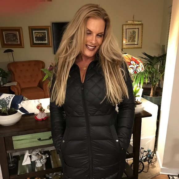 Bernardo Puffer Walking Jacket - Picture 1 of 7